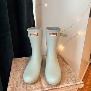 Sky Blue Hunter rain boots mid calf size 8